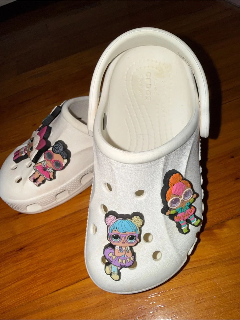 CROCS White Kids Clog Sandals with Colorful Doll Charms